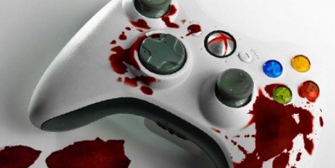 Controller Xbox 360 sporco di sangue